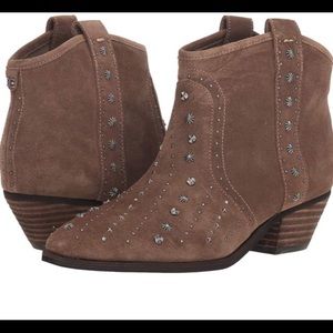 Suede boots Sam Edelman Western heel studded short boots brown suede boot 9